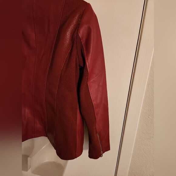 Marc NY Wine/Burgundy Faux Leather size M - Picture 8 of 11